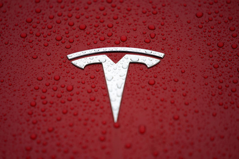 Anticipating Tesla's Q2 report: Analysts bullish on AI growth, Robotaxi By Investing.com - Investing.com Australia