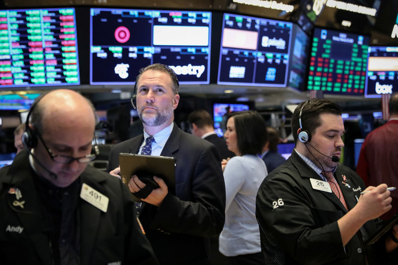 S&P 500 ลดลง หลังหุ้นเทคฯโดนเทขายอีกรอบ