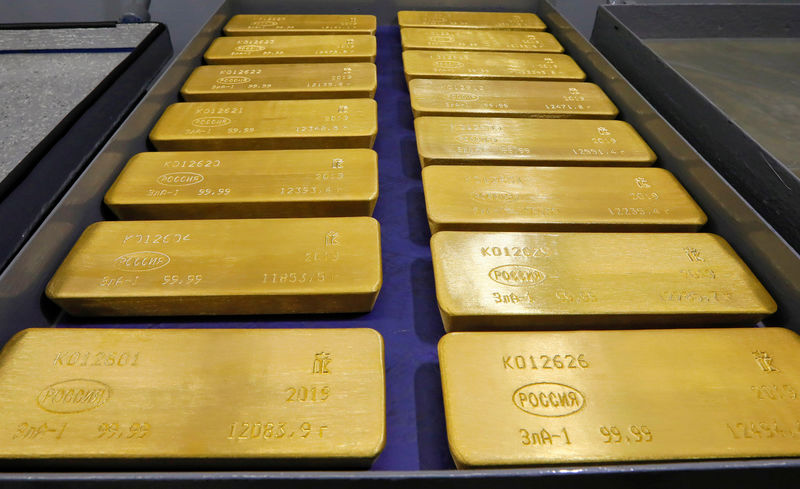 أسعار الذهب تواصل الهبوط منذ اجتماع الفيدرالي الأمريكي