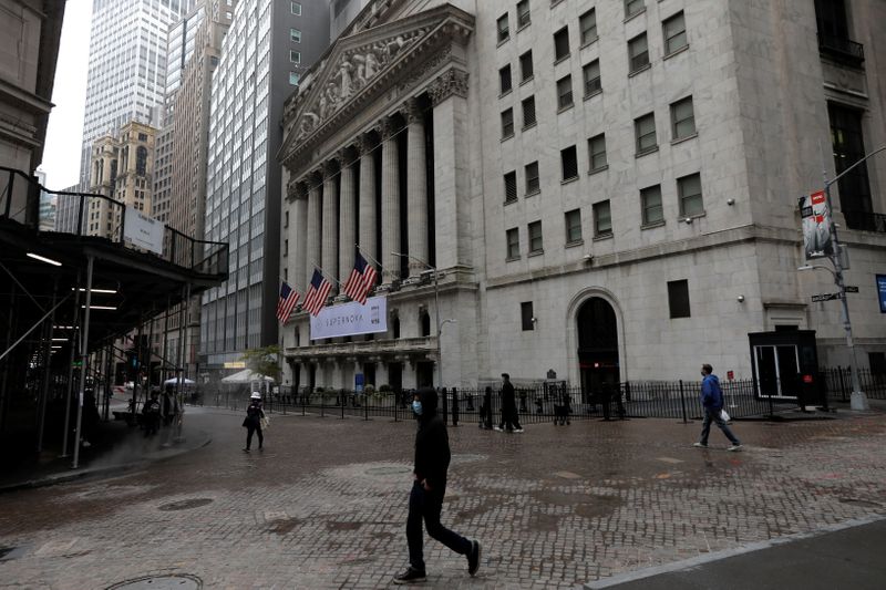 Wall Street cierra mixto y el Dow Jones baja un 0,22 %