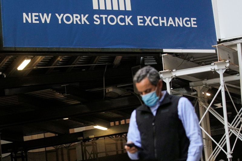 Aktien New York: Dow verringert Minus nach Fed-Protokoll