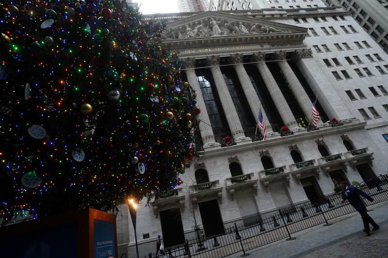 Resaca de Año Nuevo en los mercados: 5 claves este lunes en Bolsa