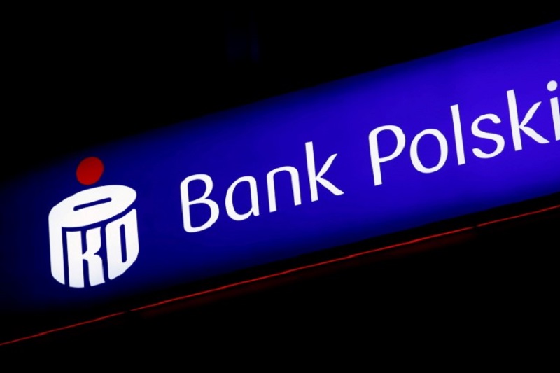 &copy; Reuters PKO Bank Polski wprowadził cyfrowe wersje kart kredytowych