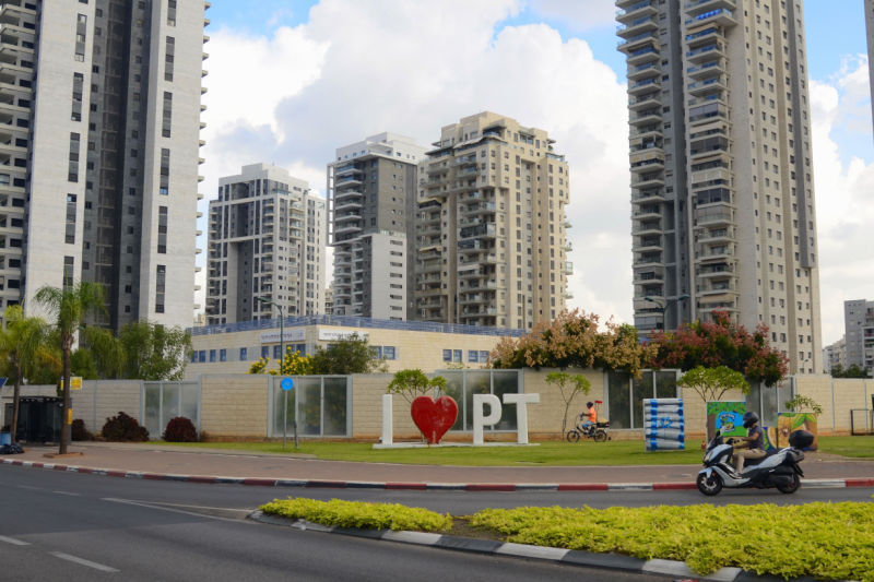 פתח תקוה מפתיעה: אלה שכונות המגורים המבוקשות בישראל השנה