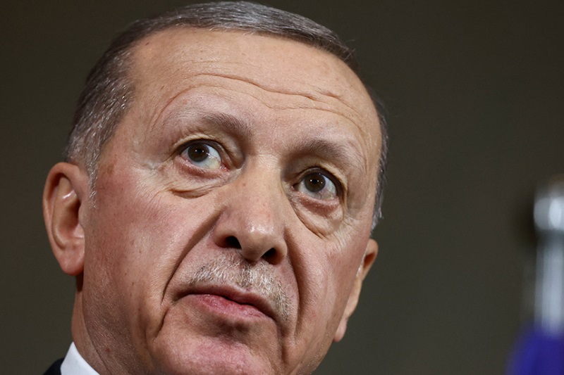 &copy; Reuters Erdoğan: &quot;Vatandaşımızın tamamına anahtarlarını teslim edene kadar durmayacağız&quot;