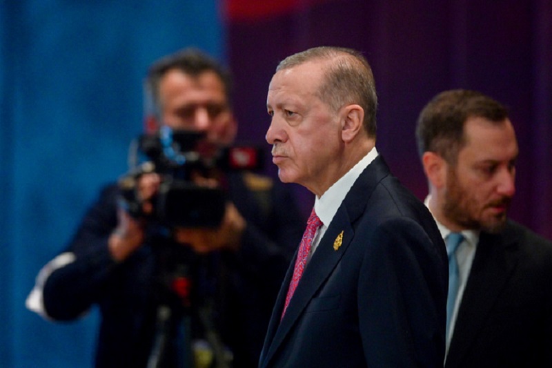 ROUNDUP 3: Erdogan steht nach Wahlsieg in der Türkei vor gewaltigen Aufgaben