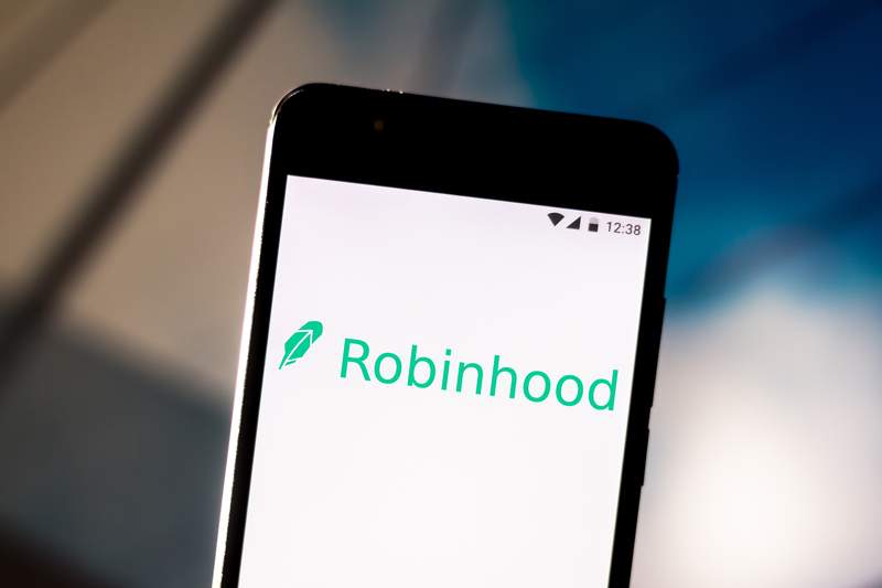 Robinhood volatile on rumors amid SBF's FTX drama
