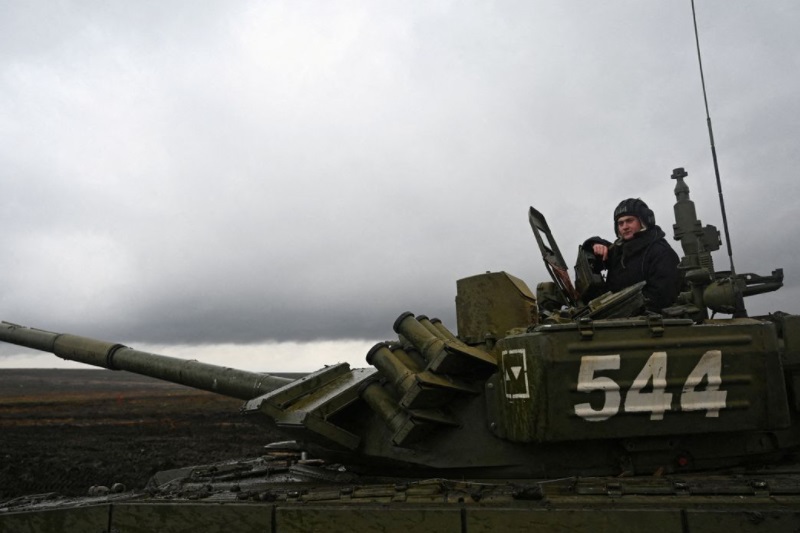 Rusya S-500 hava savunma sistemlerini kullanmaya başladı