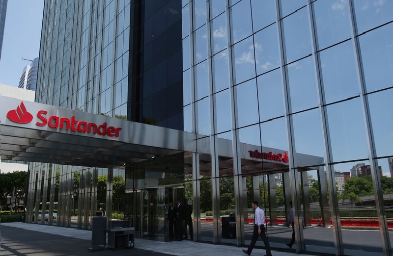 Santander hits three-year high on buyback boost