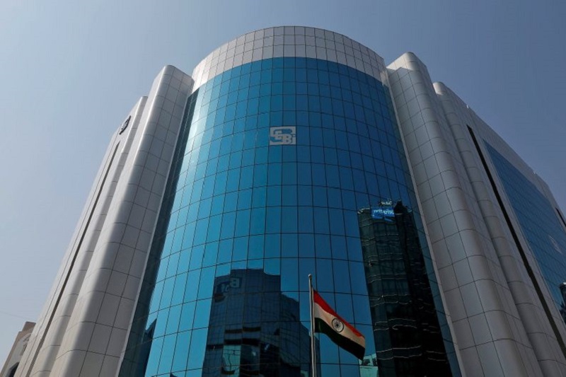 अडानी में गिरावट से प्रभावित भारतीय शेयर जनवरी में एशियाई साथियों से पिछड़ गए