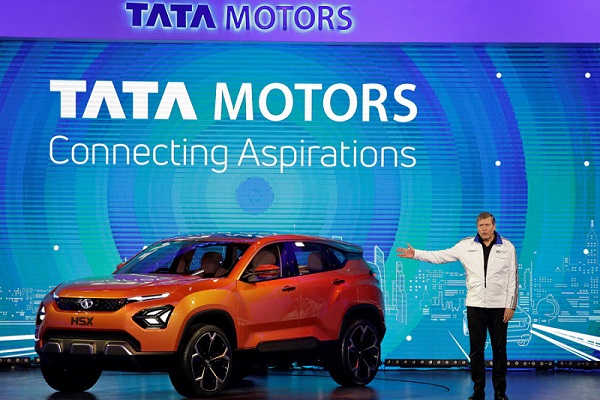 टाटा मोटर्स के शेयरों में 8% से अधिक की तेजी; ब्रोकरेज 50% तक की तेजी का अनुमान लगाते हैं 