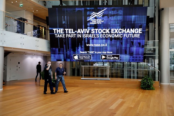 Israel stocks lower at close of trade; TA 35 down 2.12%