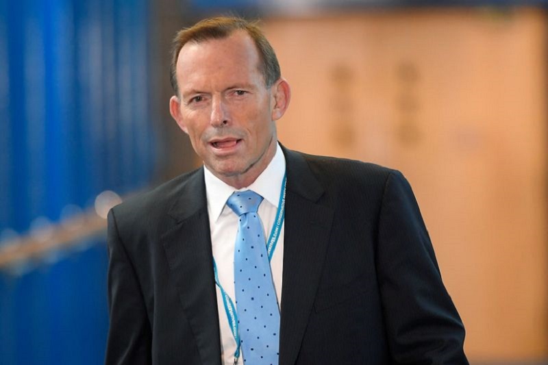 Abbott remembers some liquid infant formula because of the bottle defect