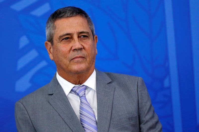 PF mira Braga Netto, Augusto Heleno e Torres e prende Filipe Martins, ex-assessor de Bolsonaro