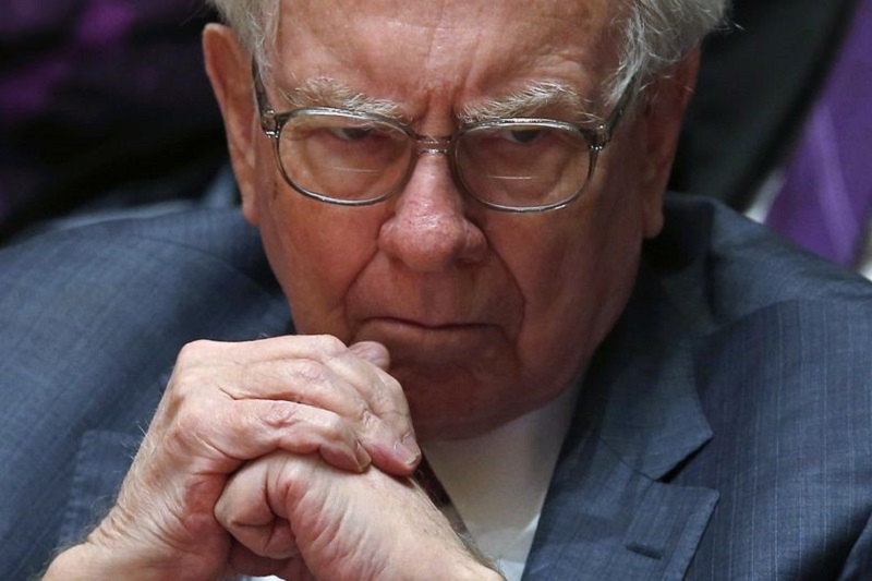 Warren Buffett frena las compras: Berkshire pierde 43.800 millones