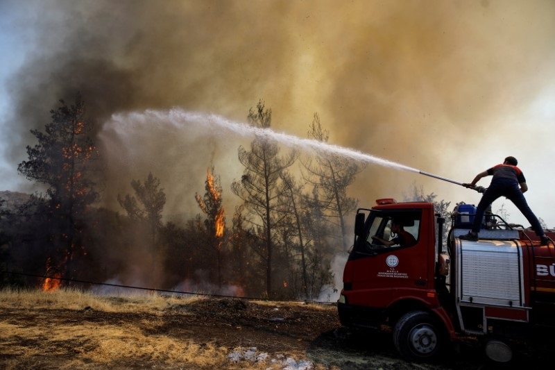 &copy; Reuters Kahramanmaraş’taki orman yangını kontrol altına alındı