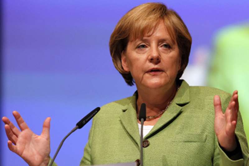 &copy; Reuters Merkel dice que consolidación presupuestaria y presupuesto deben ir juntos 