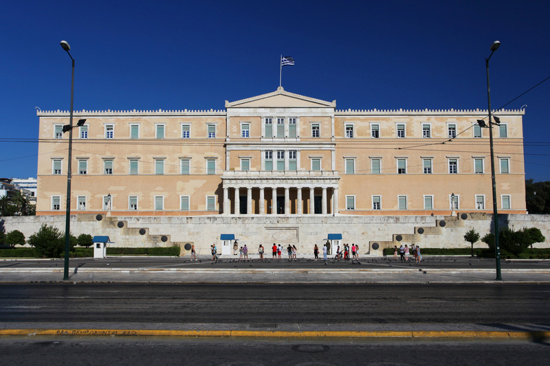 First review of Greece bailout concludes