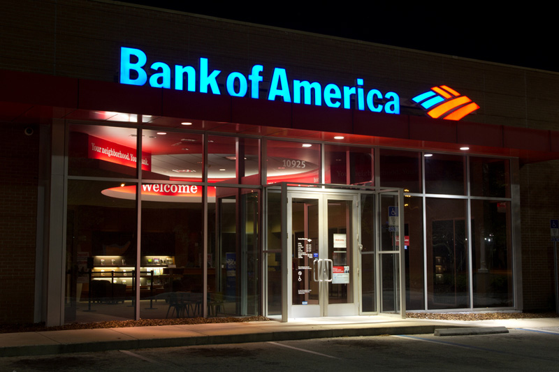 Bank of America raportuje zyski wyższe od oczekiwań o 0,13$. Przychody przewyższyły prognozy