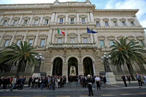 &copy; Reuters.  Italy to grow around 1.5 percent this year and next, central bank says