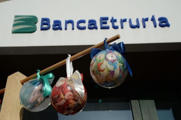 &copy; Reuters.  Banca Etruria, esponenti Pd difendono Boschi dopo parole Vegas