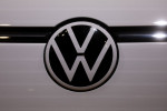 Volkswagen investors renew governance gripes, despite special dividend