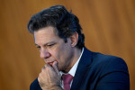 Haddad diz que pacote por tarifas dos EUA incluirá crédito e que falará com Bessent na próxima semana