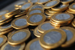 Taxas futuras recuam com impasse comercial entre Brasil e EUA e falas de Galípolo no radar