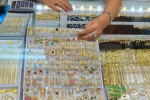 Giá vàng hôm nay 28-9: Đồng loạt dự báo tăng tiếp
