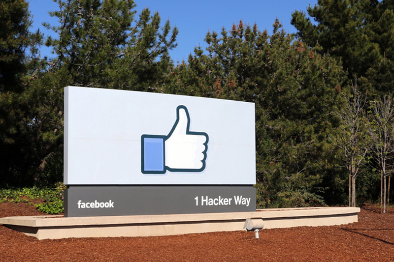 Facebook, ricavi trimestrali battono previsioni