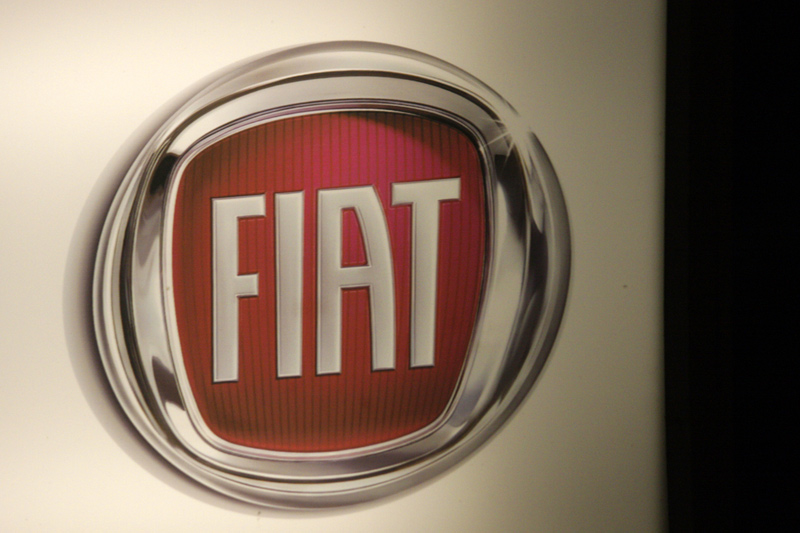 Chrysler profit up amid investor concerns over merger with Fiat