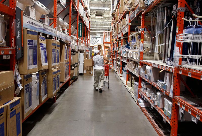 Lucro da Home Depot supera projeções por $0,19; receita supera estimativas