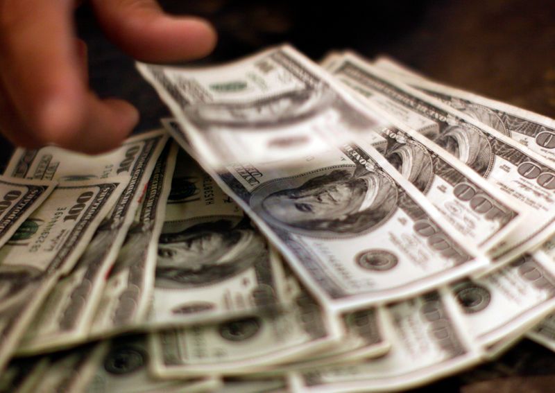 Dollar Up, Investors Ramp Up Bets on Earlier-Than-Expected Fed Interest Rate Hike
