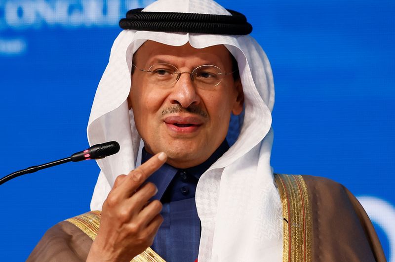 Saudi Energy Minister Not Concerned About New Covid Variant