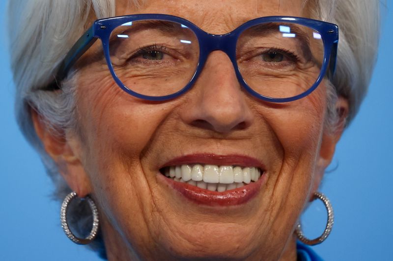 Lagarde löst Turbulenzen an den Märkten aus: Euro und Renditen rauf, DAX runter