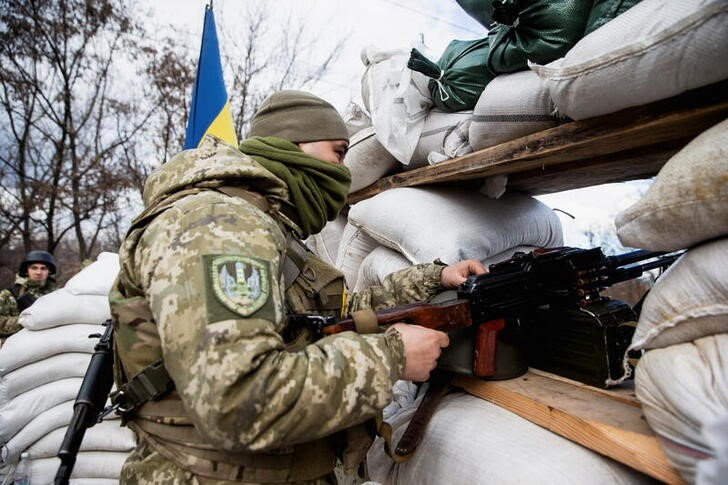 Εαρινές προβλέψεις Κομισιόν: Πώς ο πόλεμος στην Ουκρανία «πρεσάρει» την ευρωπαϊκή οικονομία