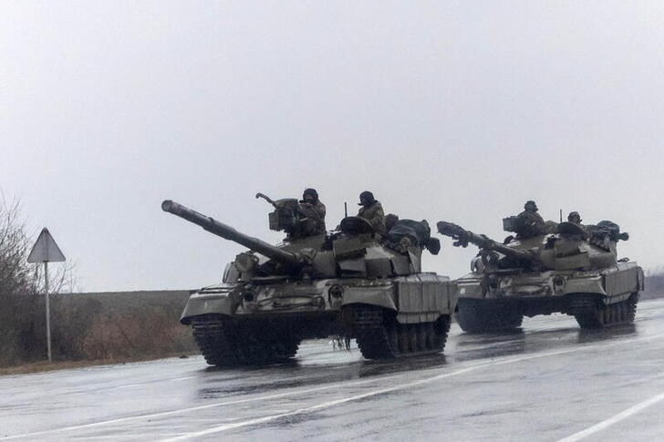 גרמניה תעביר לאוקראינה טנקים ומשוריינים כדי לחזק את כוחה הצבאי