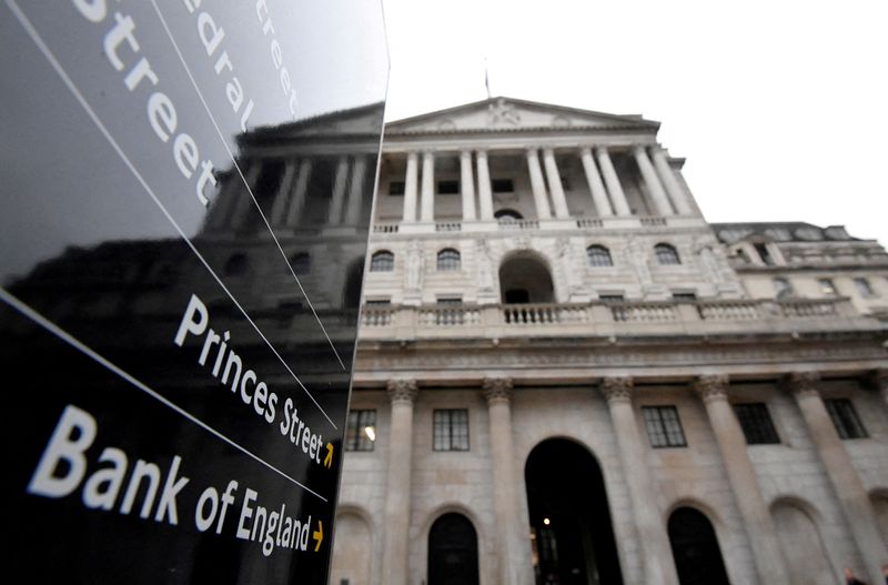 Bank of England Raises Key Rate by 75bps; Sees GDP Shrinking Through 1H 2024