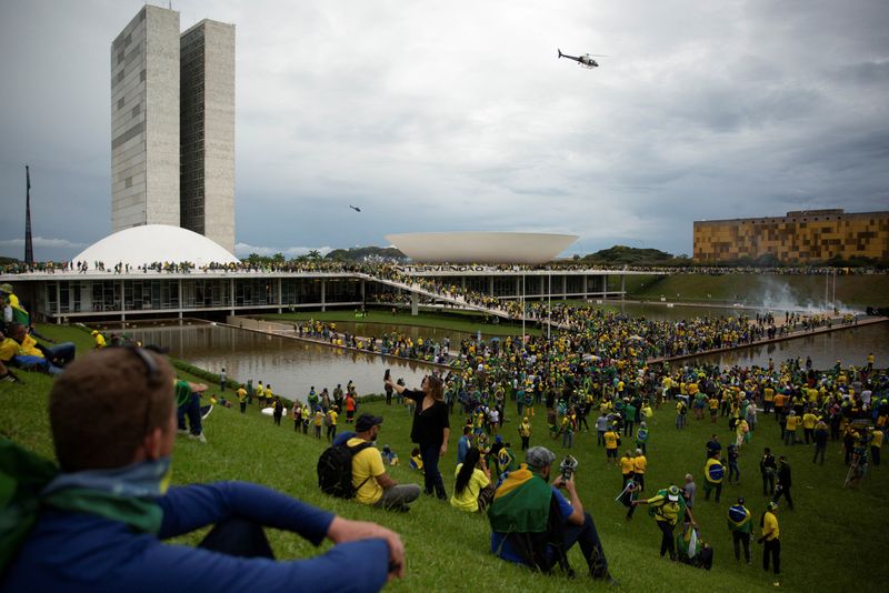 &copy; Reuters Datafolha aponta que 63% dos brasileiros são contra anistiar envolvidos nos ataques de 8/1