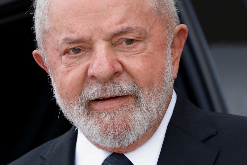 &copy; Reuters Lula sanciona PL do Mover, projeto que também taxa compras de até US$ 50 em sites estrangeiros