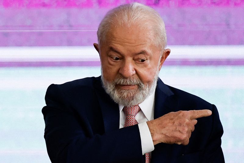 &copy; Reuters Lula se reúne com presidente da Colômbia e cumpre agendas em Bogotá nesta quarta-feira