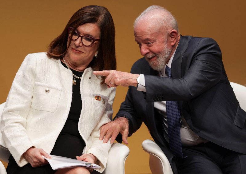 &copy; Reuters Petrobras está atendendo às expectativas do presidente Lula, diz Magda Chambriard