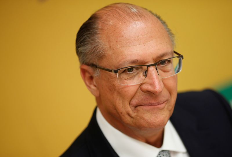 &copy; Reuters Com presença de Alckmin, Apex lança Painel de exportação a governos estrangeiros