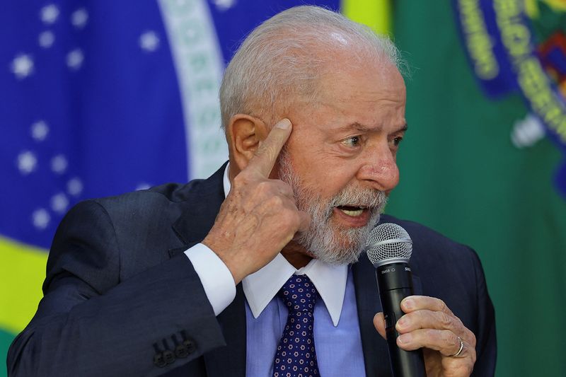 &copy; Reuters Lula diz que Brasil não gastará o que não tem e aposta em crescimento de 3,5% do País