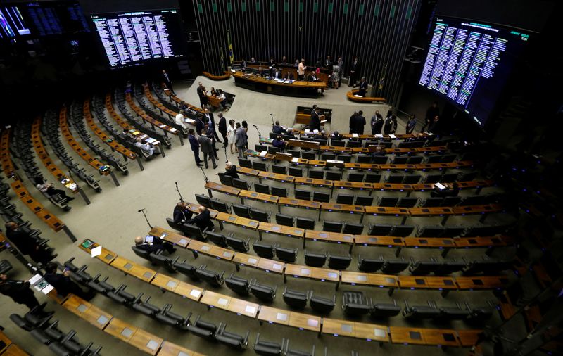 &copy; Reuters Múcio diz acreditar que projeto de lei dos militares tem boa chance de passar no Congresso