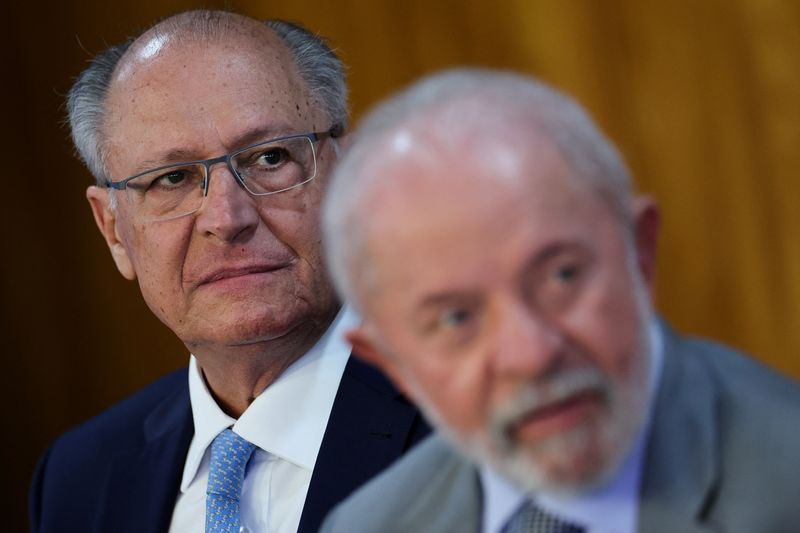 &copy; Reuters Diante de 'incertezas'; Lula enviará Alckmin ao México para aprofundar relação