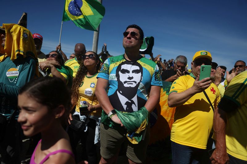 &copy; Reuters 7 de Setembro mobilizará governo e oposição em disputa pelas ruas