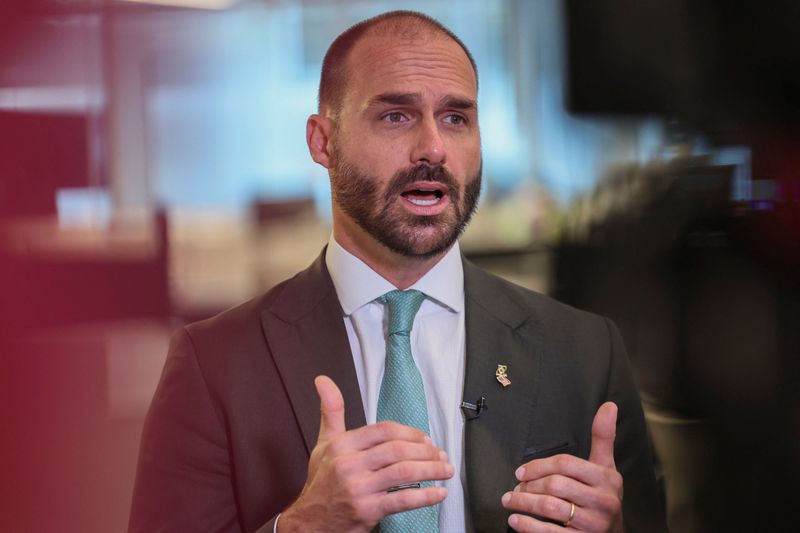 &copy; Reuters Eduardo reage a indiciamento, critica PF e nega tentativa de interferir no STF