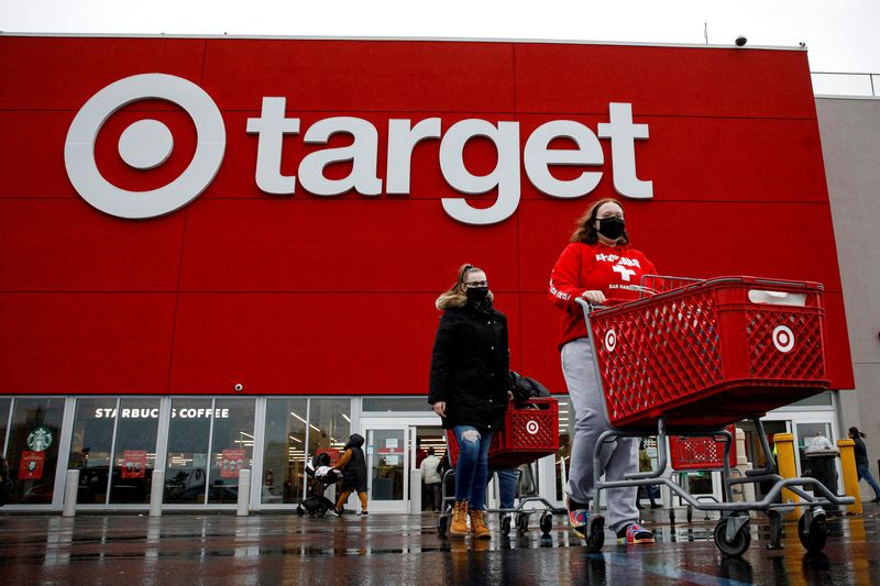 Target Stock Falls 8% After Cutting Guidance for Second Time in Three Weeks