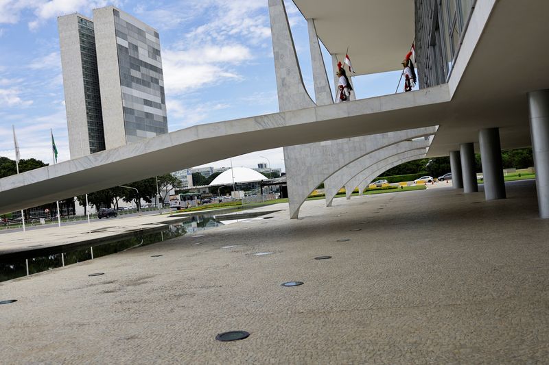 &copy; Reuters Pimenta: 'Fé no Brasil' não é para melhorar imagem do governo, mas para nova fase de 'entregas'